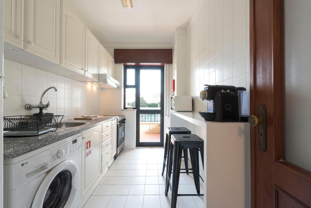 Lovelystay - Newly Decorated 2Br Flat With Free Parking Βίλα Νόβα ντε Γκάια Εξωτερικό φωτογραφία