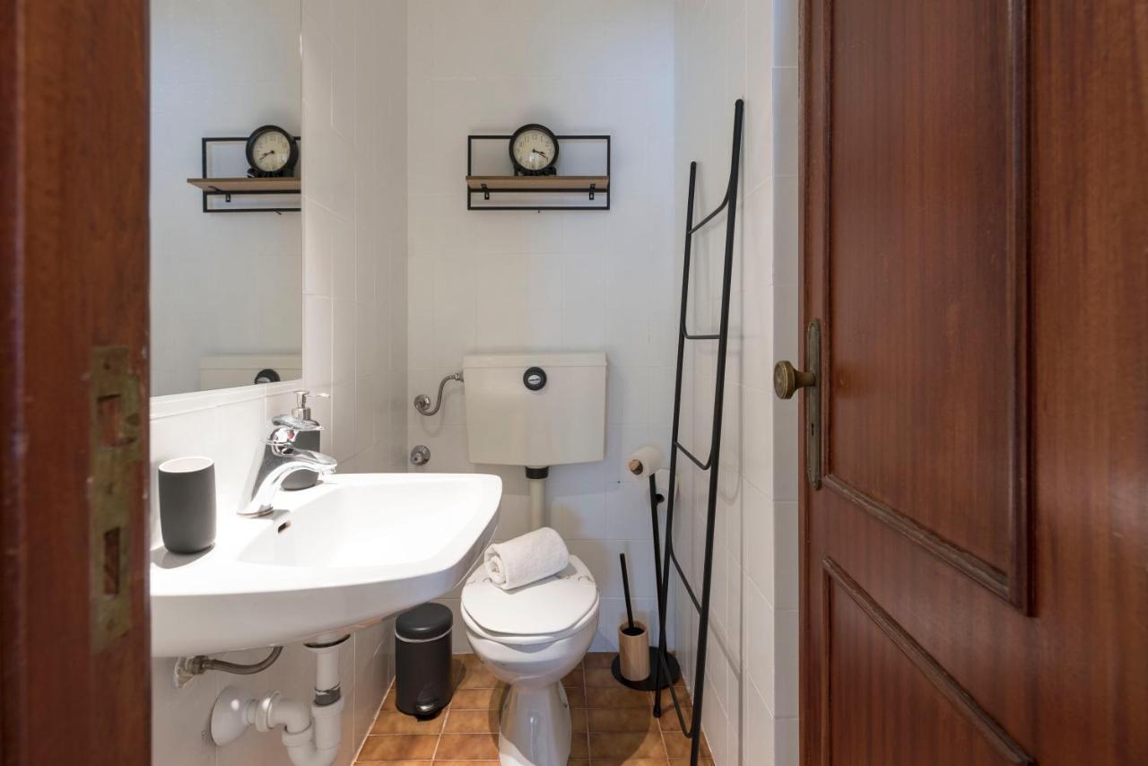 Lovelystay - Newly Decorated 2Br Flat With Free Parking Βίλα Νόβα ντε Γκάια Εξωτερικό φωτογραφία