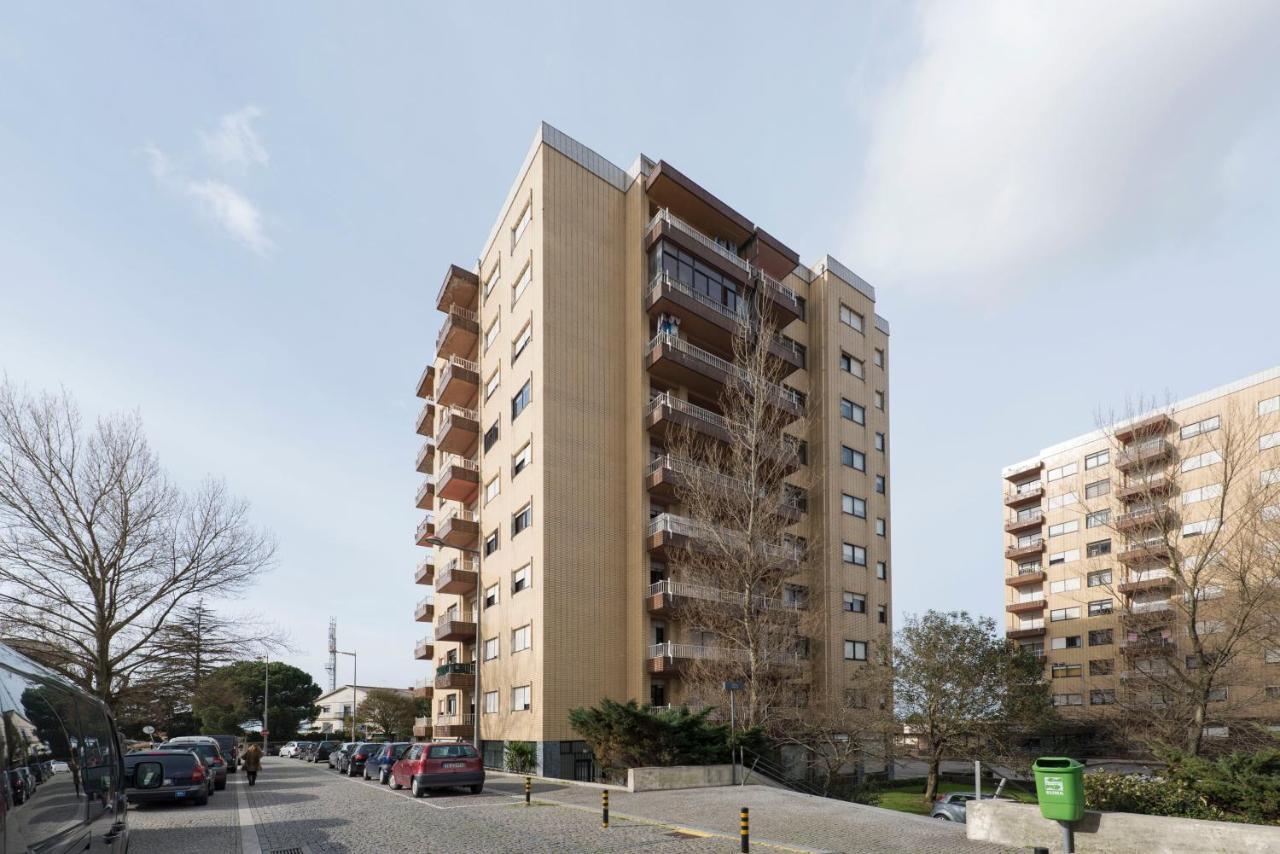 Lovelystay - Newly Decorated 2Br Flat With Free Parking Βίλα Νόβα ντε Γκάια Εξωτερικό φωτογραφία
